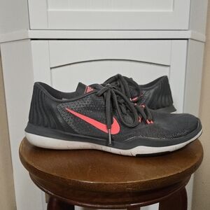 Nike Training Flex Supreme TR5 Gray Pink